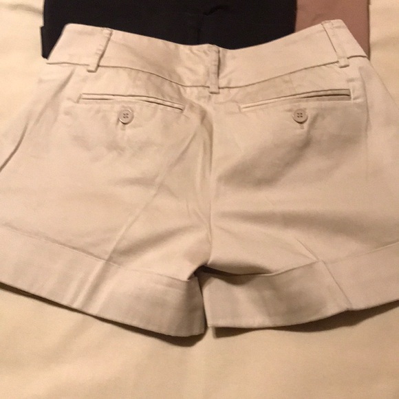 Four pairs of shorts. - Picture 8 of 8